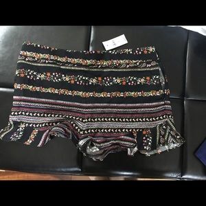 NWT LOFT floral shorts